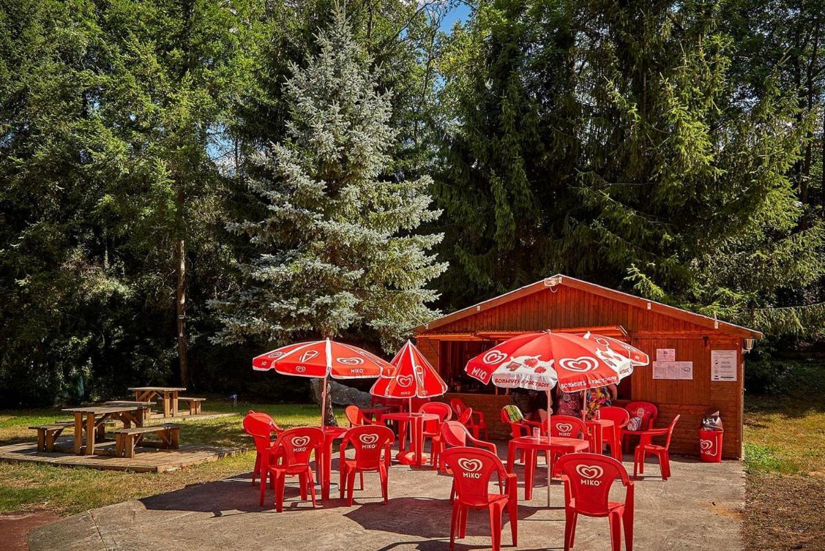 Location Mobil-Home Le Parc Des Roches Saint-Cheron Ngoại thất bức ảnh